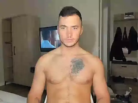 paulblack21 online show from April 2026 09:21:01 PM