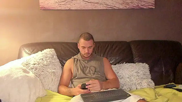 Snapshot of paulblack21 chatting on October 2025 12:55:01 AM paulblack21 online show from October 2025 12:55:01 AM