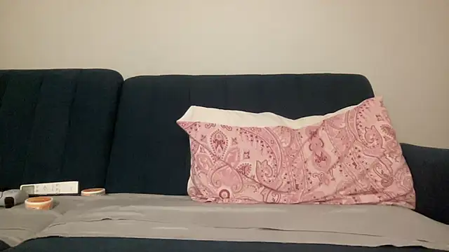 Snapshot of Sasha__Love chatting on December 2025 04:32:02 PM Sasha Love online show from December 2025 04:32:02 PM