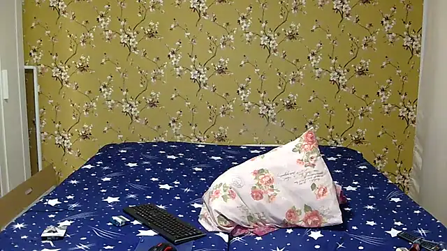 Karlabby online show from December 2025 07:06:01 PM