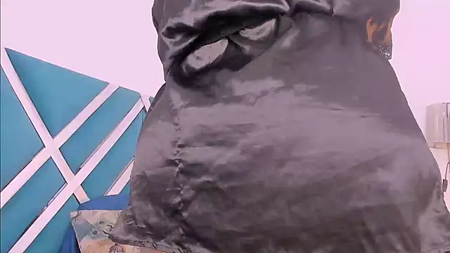 veronica salas online show from March 2026 07:30:03 PM