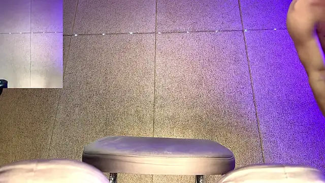 Snapshot of Farmer_James chatting on November 2025 03:34:01 PM Farmer James online show from November 2025 03:34:01 PM