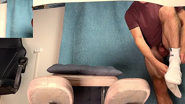 Snapshot of Farmer_James chatting on October 2025 05:25:01 PM Farmer James online show from October 2025 05:25:01 PM