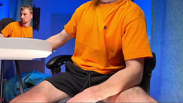 Snapshot of Farmer_James chatting on September 2025 12:20:01 PM Farmer James online show from September 2025 12:20:01 PM