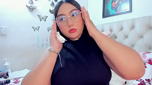 NayaWayne online show from March 2026 05:25:02 PM