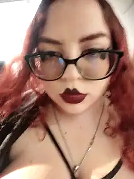 alicce moon  online show from April 2026 09:49:02 PM