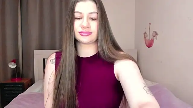 JuicyHelenX online show from January 2026 01:03:01 PM