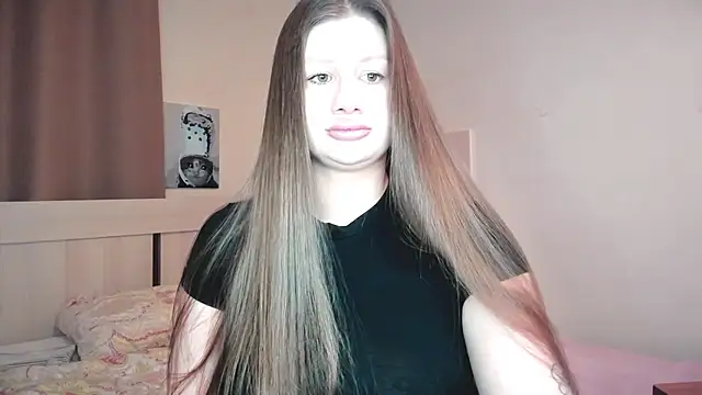 JuicyHelenX online show from February 2026 07:03:01 PM