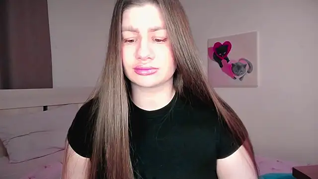 JuicyHelenX online show from April 2026 01:07:01 PM