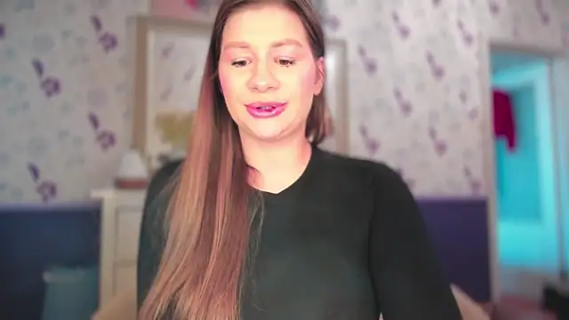 JuicyHelenX online show from September 2025 11:06:01 AM