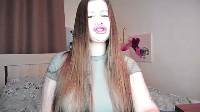 JuicyHelenX online show from February 2026 02:25:01 PM