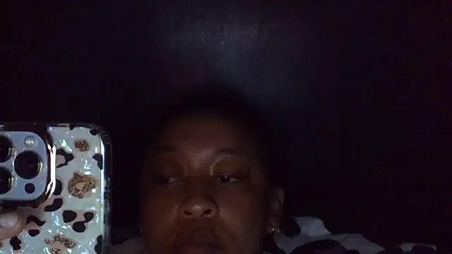 Pretty-diva online show from March 2026 01:30:01 PM