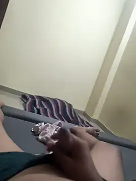 Snapshot of rajstrip12650 chatting on September 2025 04:35:01 PM rajstrip12650 online show from September 2025 04:35:01 PM