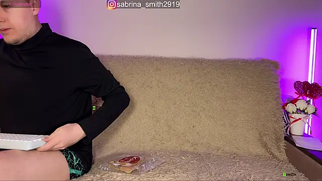 sabrinasmith23 online show from February 2025 09:39:01 PM