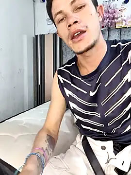 Juam22 online show from December 2025 12:35:02 AM