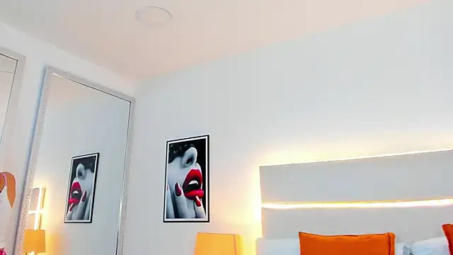 TaylorEvanss online show from April 2026 07:43:02 PM