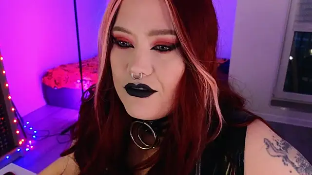 wickedxqueen online show from May 2026 07:56:02 PM