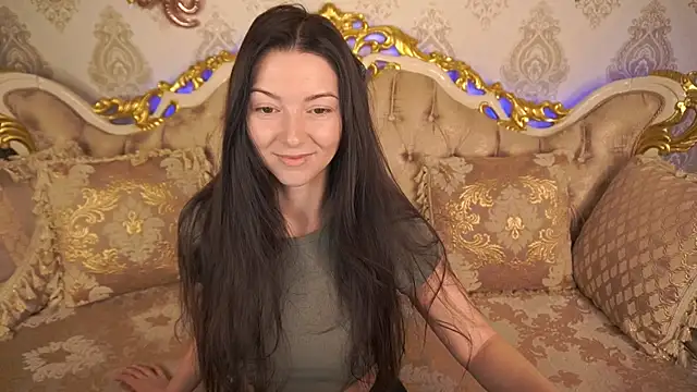 EmilyHalls online show from March 2025 07:03:01 AM