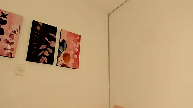 Estrella Duran online show from February 2025 10:43:02 PM