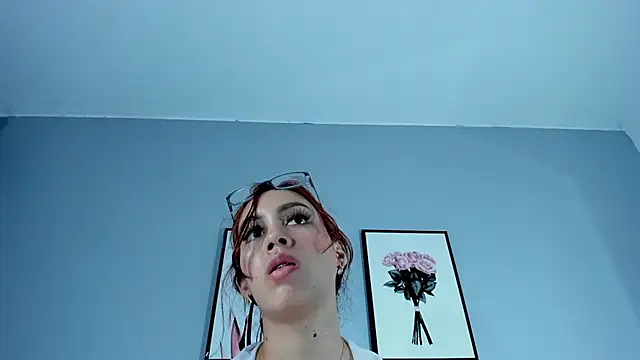 Estrella Duran online show from April 2026 07:58:02 PM