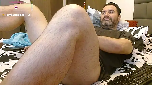 rodrher81 online show from November 2025 11:54:01 AM