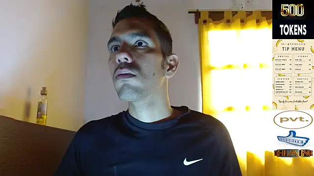 JohanyLatino online show from April 2026 07:07:01 PM