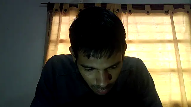 JohanyLatino online show from March 2026 01:39:01 PM