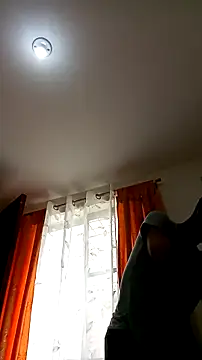 JohanyLatino online show from April 2026 03:40:02 PM