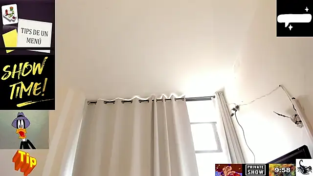 JohanyLatino online show from March 2025 05:28:01 PM