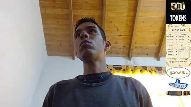 JohanyLatino online show from April 2026 04:30:01 PM