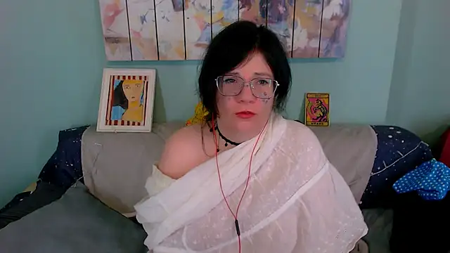 Snapshot of EverlyRays chatting on February 2026 03:58:01 AM EverlyRays online show from February 2026 03:58:01 AM