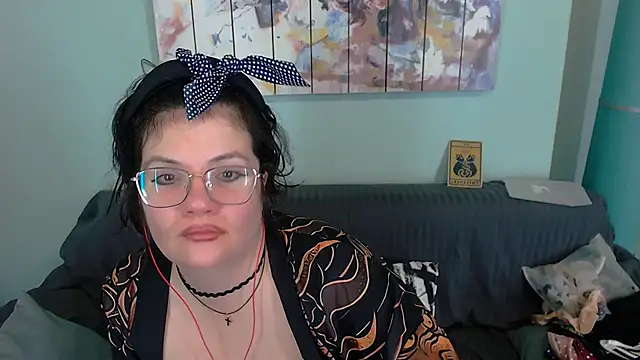 EverlyRays online show from October 2025 12:41:02 PM