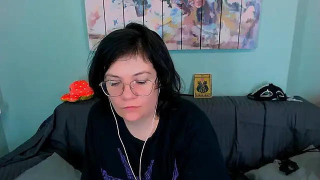 Snapshot of EverlyRays chatting on March 2026 02:06:01 PM EverlyRays online show from March 2026 02:06:01 PM