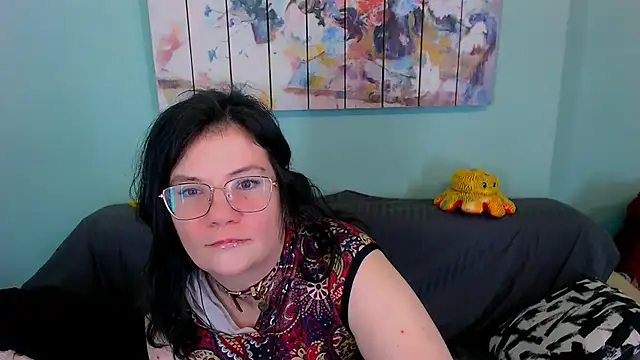 EverlyRays online show from April 2026 02:19:01 PM