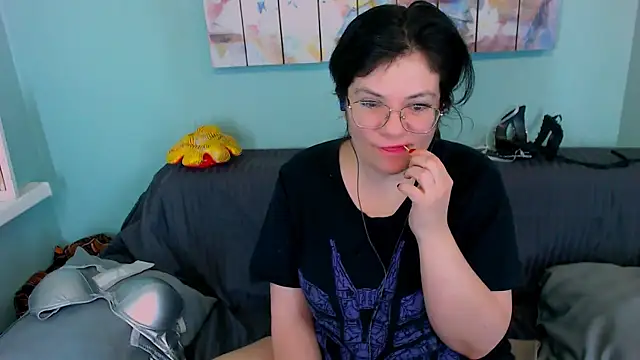 EverlyRays online show from March 2026 07:04:02 PM