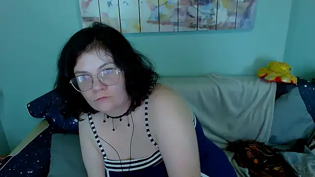 Snapshot of EverlyRays chatting on July 2026 11:02:02 PM EverlyRays online show from July 2026 11:02:02 PM