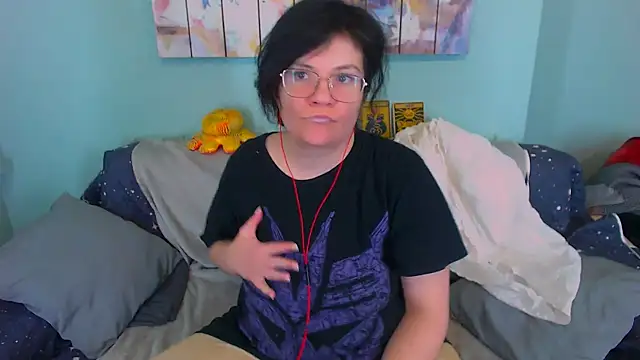 Snapshot of EverlyRays chatting on February 2026 06:02:02 AM EverlyRays online show from February 2026 06:02:02 AM