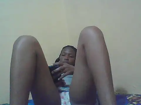 Snapshot of Smillie_prety chatting on November 2025 03:57:02 AM Smillie prety online show from November 2025 03:57:02 AM