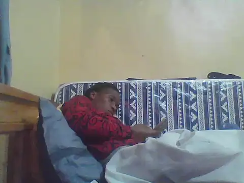 Snapshot of Smillie_prety chatting on May 2026 01:14:01 PM Smillie prety online show from May 2026 01:14:01 PM