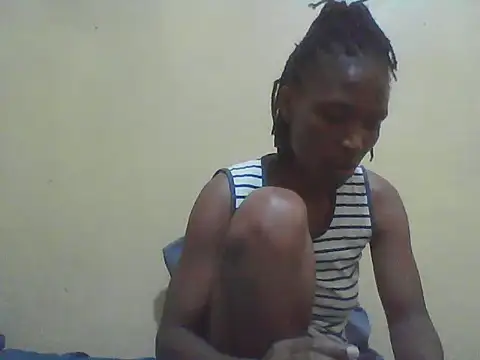 Snapshot of Smillie_prety chatting on November 2025 01:05:01 PM Smillie prety online show from November 2025 01:05:01 PM