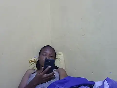 Smillie prety online show from October 2025 05:55:02 AM
