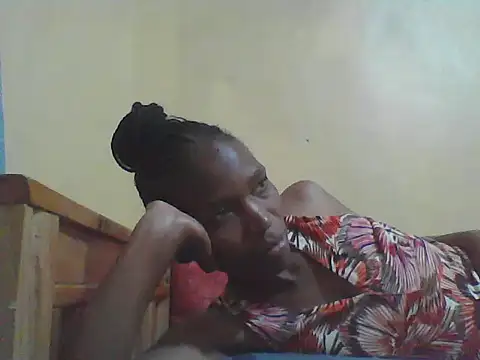 Snapshot of Smillie_prety chatting on June 2026 02:33:01 PM Smillie prety online show from June 2026 02:33:01 PM