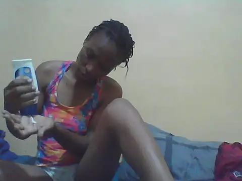 Smillie prety online show from March 2026 04:31:02 AM