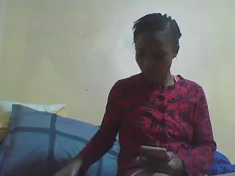 Snapshot of Smillie_prety chatting on May 2026 05:40:01 PM Smillie prety online show from May 2026 05:40:01 PM