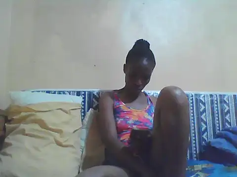Snapshot of Smillie_prety chatting on April 2026 03:35:01 PM Smillie prety online show from April 2026 03:35:01 PM