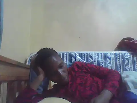 Snapshot of Smillie_prety chatting on May 2026 04:04:02 PM Smillie prety online show from May 2026 04:04:02 PM