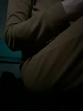 AlisaaRose online show from February 2026 05:37:01 AM