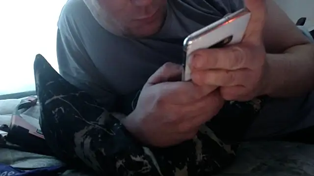 Snapshot of ACABFTP chatting on December 2024 05:42:01 PM ACABFTP online show from December 2024 05:42:01 PM