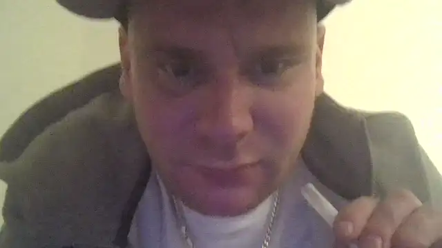 Snapshot of ACABFTP chatting on October 2025 04:22:02 AM ACABFTP online show from October 2025 04:22:02 AM