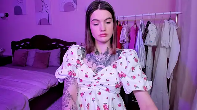 NikkieKatty online show from January 2025 11:08:01 PM